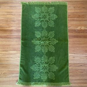 Vintage Bath Towel Cannon Royal Family Green Fringe Floral Cotton Made In USA